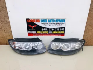 Hyundai Santa Fe left and right side halogen headlight