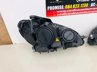 Mercedes Benz W204 C180 C-class left and right side xenon headlight