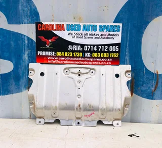 BMW G20/G21/G22 and G26 3 series engine cover