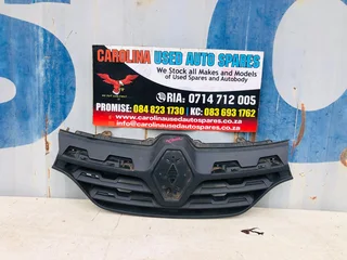 Renault Kwid radiator grill (no badge)