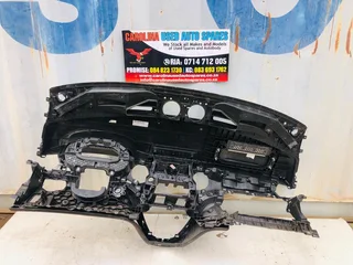 Mercedes Benz W447 Viano V-class dashboard