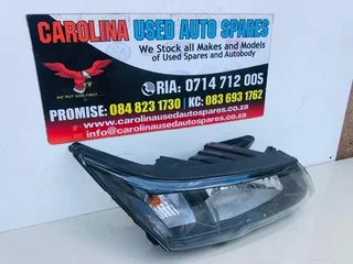 Mahindra XUV300 right side standard headlight