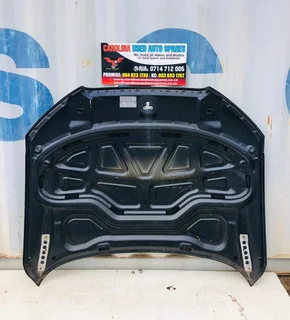 Audi A8 D4 bonnet
