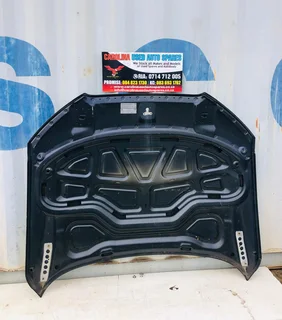Audi A8 D4 bonnet