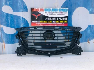 Mazda 3 dynamic radiator grill (no chrome trimming)