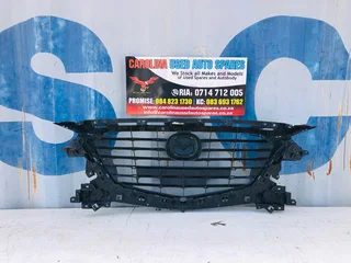 Mazda 3 dynamic radiator grill (no chrome trimming)