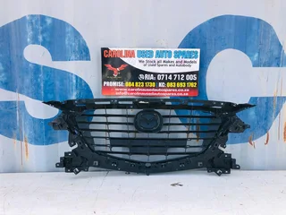 Mazda 3 dynamic radiator grill (no chrome trimming)