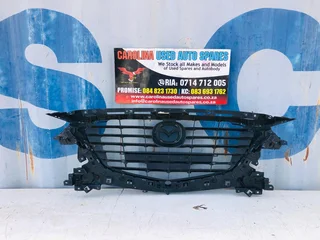 Mazda 3 dynamic radiator grill (no chrome trimming)