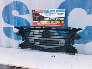 Mazda 3 dynamic radiator grill (no chrome trimming)