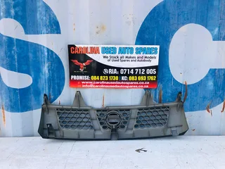 Nissan Np300 hardbody radiator grill (no badge)