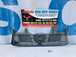 Nissan Np300 hardbody radiator grill (no badge)
