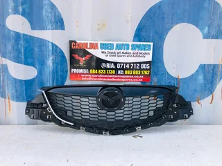 Mazda CX-5 radiator grill (no badge)