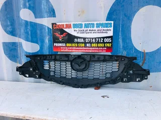 Mazda CX-5 radiator grill (no badge)
