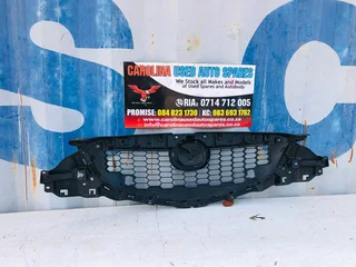 Mazda CX-5 radiator grill (no badge)