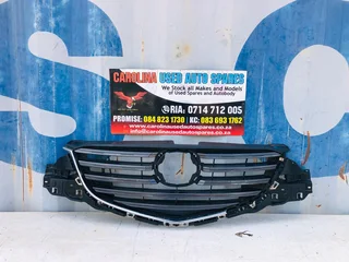 Mazda CX-5 radiator grill (chrome damaged)(no badge)