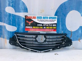 Mazda CX-5 radiator grill (chrome damaged)(no badge)