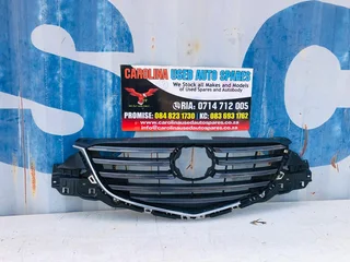 Mazda CX-5 radiator grill (chrome damaged)(no badge)