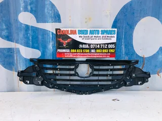 Mazda CX-5 radiator grill (chrome damaged)(no badge)