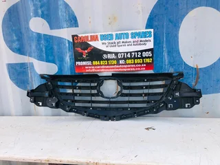 Mazda CX-5 radiator grill (chrome damaged)(no badge)