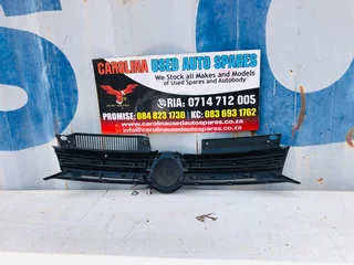 VW Golf 6 radiator grill (no badge)