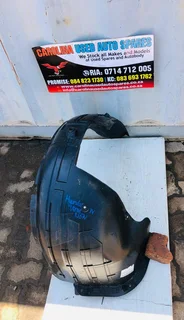 Hyundai Venue right side front fender liner