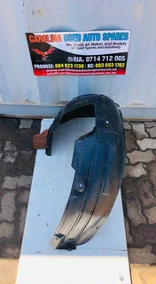 Hyundai Venue right side front fender liner