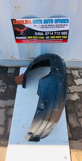 Hyundai Venue right side front fender liner