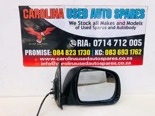 Toyota Hilux D4d right side electronic mirror (no indicator)