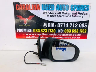 Suzuki Ertiga right side mirror with indicator (no cover)