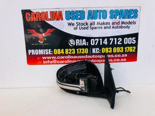 Suzuki Ertiga right side mirror with indicator (no cover)