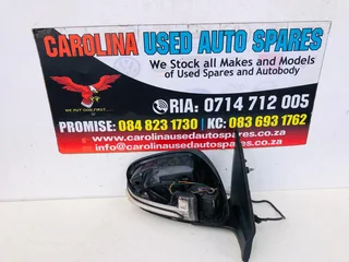 Suzuki Ertiga right side mirror with indicator (no cover)