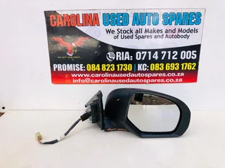 Toyota Urban Cruiser right side electronic mirror with indicator