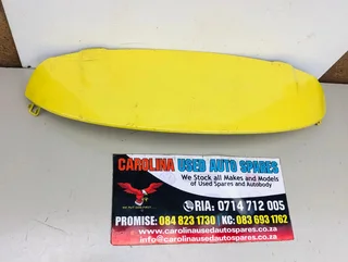 Renault Clio 4 tailgate spoiler with brake light