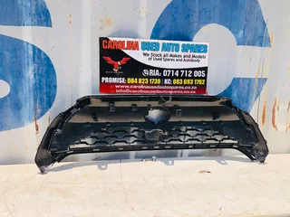 Toyota Corolla Cross radiator grill (no badge)