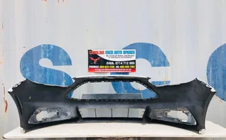 Ford Focus Mk3 ST front bumper (no pdc holes)