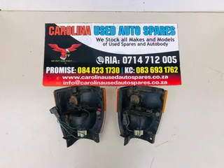 Nissan Atlas F23 truck left side corner light