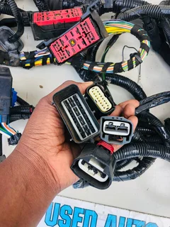 Ford Fiesta Mk7 engine wiring/harness with fuse