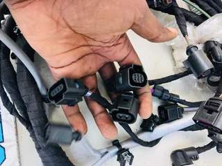 Audi A1 and Q2 automatic engine wiring/harness