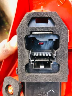 Renault Clio 2 left side taillight