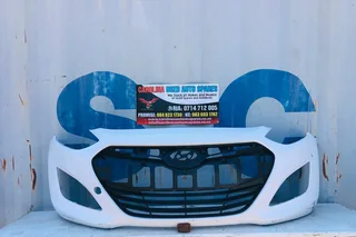 Hyundai i30 front bumper with radiator grill