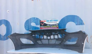 Hyundai i30 front bumper with radiator grill