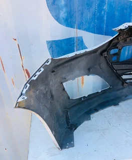 Hyundai i30 front bumper with radiator grill