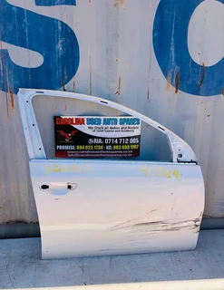 VW Golf 6 right side front door