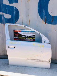 VW Golf 6 right side front door