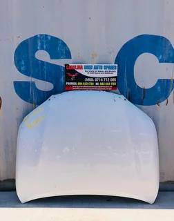 Toyota Hilux Legend RS bonnet