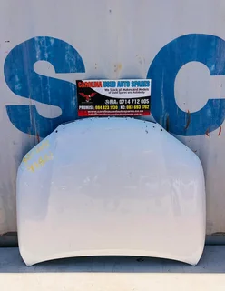 Toyota Hilux Legend RS bonnet