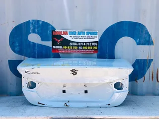 Suzuki Ciaz bootlid