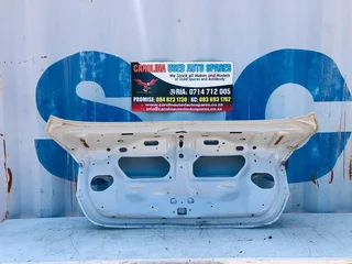 Suzuki Ciaz bootlid
