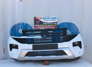 VW Amarok complete front bumper (no badge)