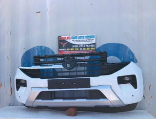 VW Amarok complete front bumper (no badge)